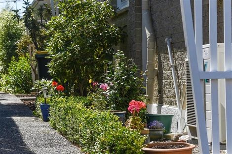 Photo of property in 92 Eglinton Road, Mornington, Dunedin, 9011