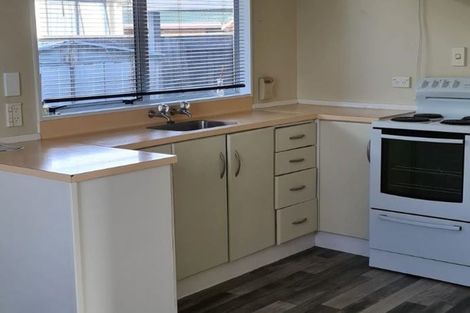 Photo of property in 15 Dalwood Grove, Highbury, Palmerston North, 4412