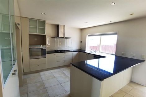 Photo of property in 7 Bendemeer Place, Flat Bush, Auckland, 2016