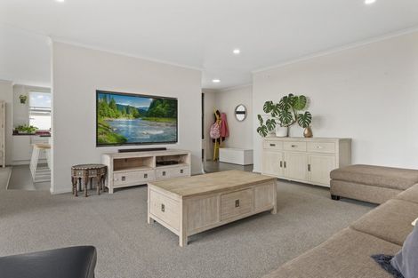 Photo of property in 12 Fleur Place, Te Puke, 3119