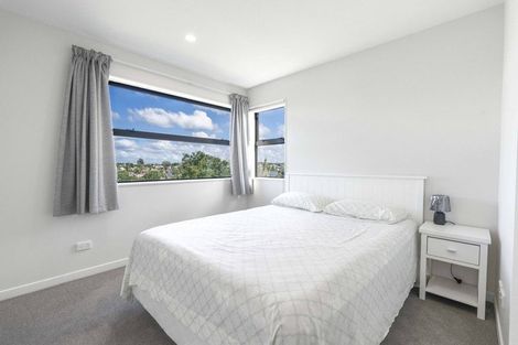 Photo of property in 9 Caldera Drive, Long Bay, Auckland, 0630