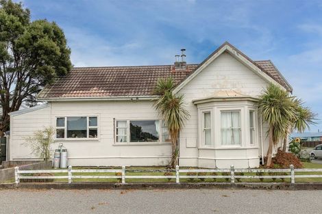 Photo of property in 34 Wakefield Street, Westport, 7825