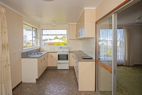 Photo of property in 48 Stuart Street, Holmes Hill, Oamaru, 9401
