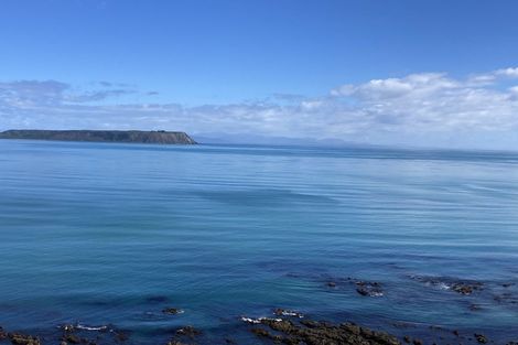 Photo of property in 5 Ogilvy Terrace, Plimmerton, Porirua, 5026