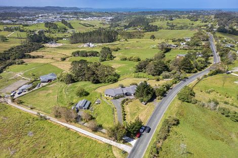 Photo of property in 59 Spur Road, Stillwater, Silverdale, 0993