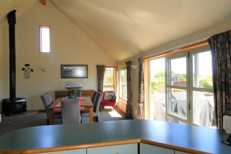 Photo of property in 24 Stanton Crescent, Karoro, Greymouth, 7805