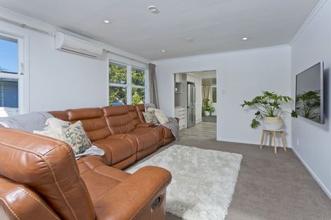 Photo of property in 48 Lynden Avenue, Hillcrest, Auckland, 0627