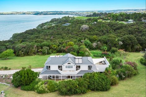 Photo of property in 6 Puriri Place, Sandspit, Warkworth, 0982