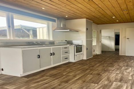 Photo of property in 28 Charles Road, Hannahs Bay, Rotorua, 3010