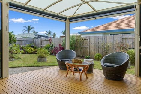 Photo of property in 122 Santa Monica Drive, Papamoa Beach, Papamoa, 3118