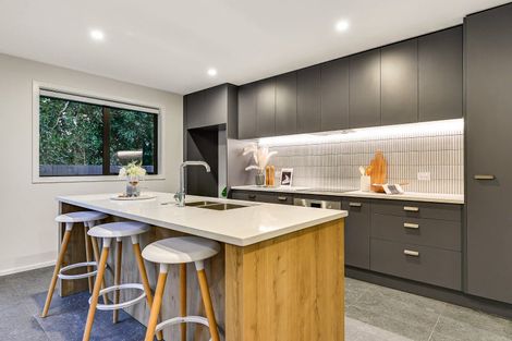 Photo of property in 18 Tekapo Road, Baverstock, 3200