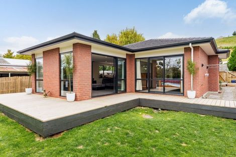 Photo of property in 86 Main South Road, Green Island, Dunedin, 9018