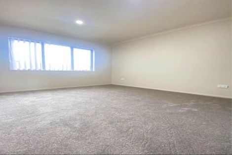 Photo of property in 2/55 Swaffield Road, Papatoetoe, Auckland, 2025