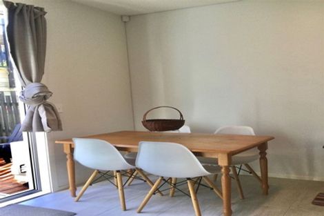 Photo of property in 36 Ceramic Lane, New Lynn, Auckland, 0600