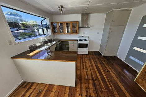 Photo of property in 88 Castor Crescent, Cannons Creek, Porirua, 5024