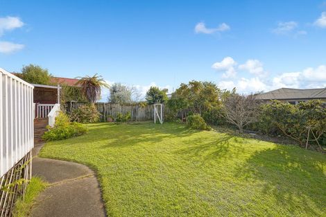 Photo of property in 27 Metcalfe Road, Ranui, Auckland, 0612