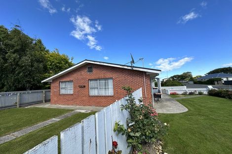 Photo of property in 11 Hamilton Street, Strathern, Invercargill, 9812