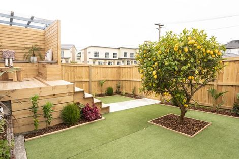 Photo of property in 2/30 Union Street, Papakura, 2110