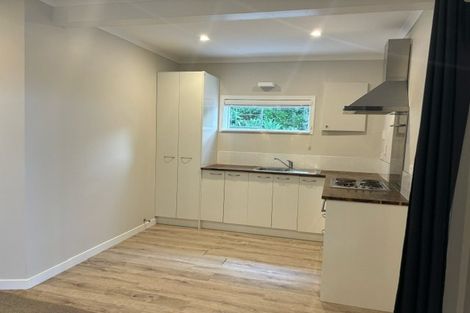 Photo of property in 41 Elliston Crescent, Stanmore Bay, Whangaparaoa, 0932