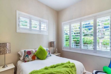 Photo of property in 104 Beach Road, Castor Bay, Auckland, 0620