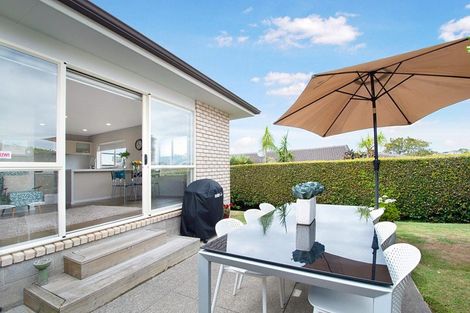 Photo of property in 21 Hendrika Court, Hobsonville, Auckland, 0618