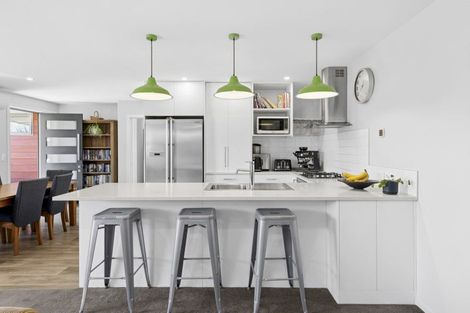 Photo of property in 33 Sherwin Avenue, Albert Town, Wanaka, 9305