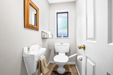 Photo of property in 3 Hunt Lane, Avondale, Christchurch, 8061