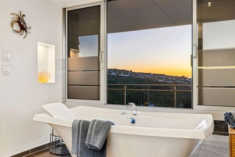 Photo of property in 6 Yelverton Place, Huntsbury, Christchurch, 8022