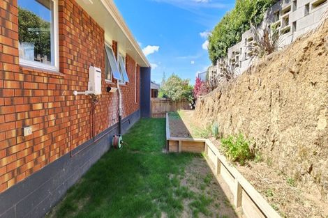 Photo of property in 5b Te Mara Place, Merrilands, New Plymouth, 4312