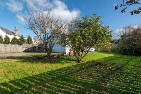 Photo of property in 8a Fordham Street, Beach Haven, Auckland, 0626