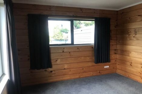 Photo of property in 16 Gretna Street, Heidelberg, Invercargill, 9812