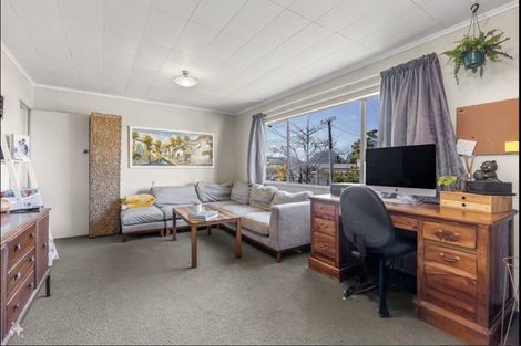 Photo of property in 11 Bannerman Road, Morningside, Auckland, 1022