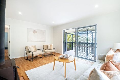 Photo of property in 2/7 Taurus Crescent, Beach Haven, Auckland, 0626