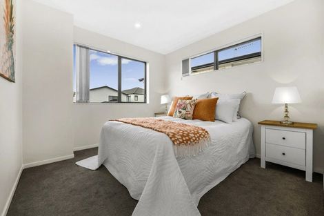 Photo of property in 11 Puruatanga Drive, Flat Bush, Auckland, 2019