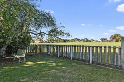 Photo of property in 11 Fiona Place, Dinsdale, Hamilton, 3204