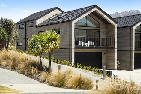 Photo of property in 45a Mcadam Drive, Jacks Point, Queenstown, 9371