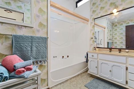 Photo of property in 27 Carling Road, Whakatane, 3120