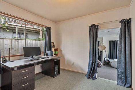 Photo of property in 24 Hilltop Avenue, Morningside, Whangarei, 0110