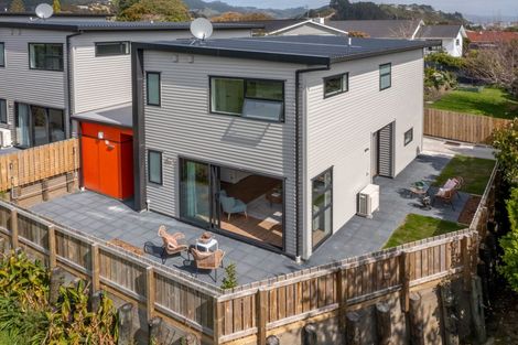 Photo of property in 77 Amohia Street, Paraparaumu, 5032