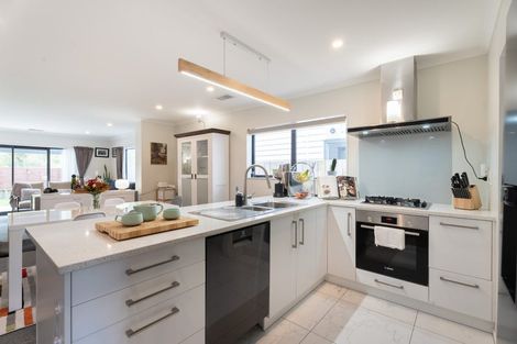 Photo of property in 61 Melksham Drive, Churton Park, Wellington, 6037