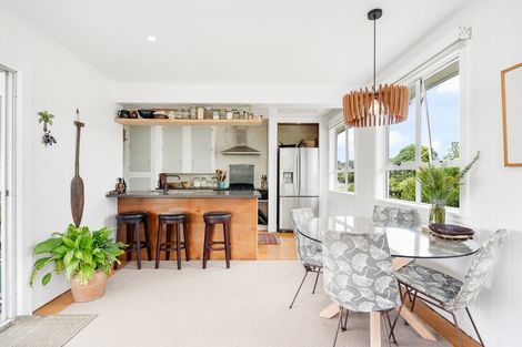 Photo of property in 12 Ringer Avenue, Matapouri, Whangarei, 0173