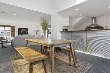 Photo of property in 29a Clare Street, Cambridge, 3434