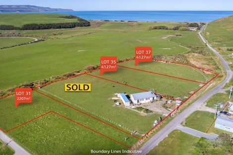 Photo of property in 11 Whangaimoana Beach Road, Whangaimoana, Pirinoa, 5772