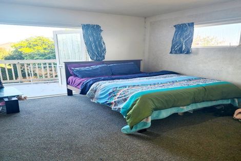 Photo of property in 2/51 Fields Parade, Oteha, Auckland, 0632