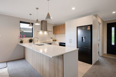 Photo of property in 2b Kauri Lane, Omokoroa, 3114