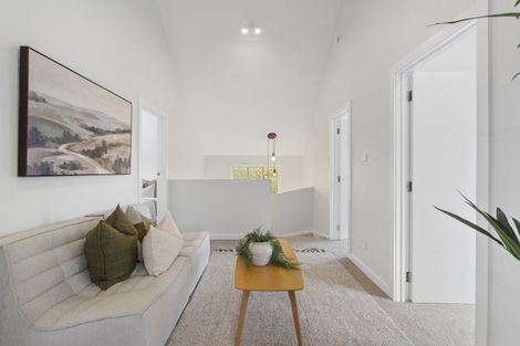 Photo of property in 38 Toru Street, Te Atatu Peninsula, Auckland, 0610