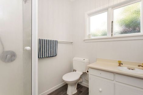 Photo of property in 18 Coopers Road, Dallington, Christchurch, 8061