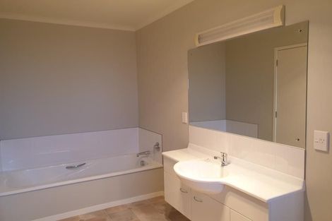 Photo of property in 25a Elizabeth Street, Kensington, Whangarei, 0112