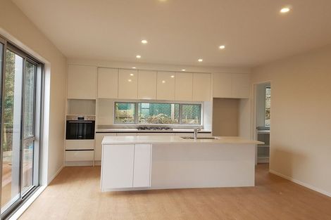 Photo of property in 812b East Coast Road, Oteha, Auckland, 0630