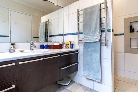 Photo of property in 6 Horsley Grove, Pyes Pa, Tauranga, 3112